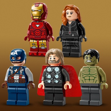 LEGO® Marvel - Sigla si minifigurine Marvel 76313, 931 piese - Img 7