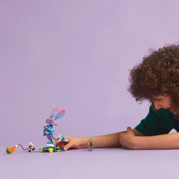 LEGO® DREAMZzz - Izzie si iepurasul de gaming Bunchurro 71490, 252 piese - Img 5