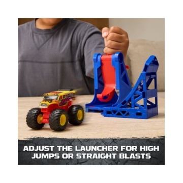 Set de joacă Monster Jam - Smash & Bash, Crash Course, cu catapultă și buggy, 1:64 - Img 4