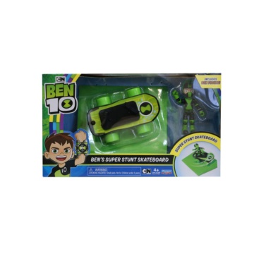 (Resigilat) Figurina cu skateboard Ben 10 Super Stunt
