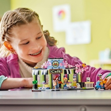 (Resigilat) LEGO® Friends - Cafenea din orasul Heartlake 42618, 426 piese - Img 4