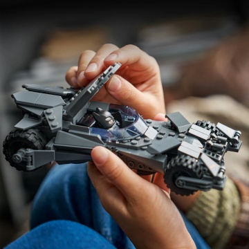 LEGO® DC - Batmobilul din Batman vs Superman 76331, 220 piese - Img 4
