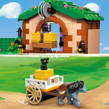 LEGO® Friends - Ferma si grajd pentru ponei 42654, 727 piese - Img 6