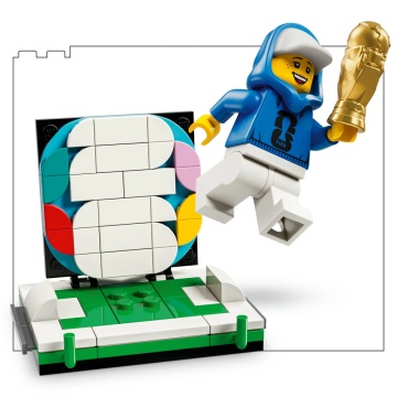LEGO® Editions - Trofeul oficial al Cupei Mondiale FIFA 43020, 2842 piese - Img 6