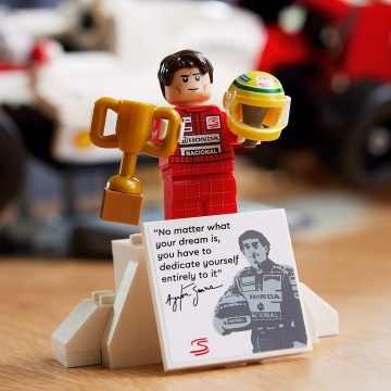 LEGO® Icons Creator Expert - McLaren MP4/4 si Ayrton Senna 10330, 693 piese - Img 2