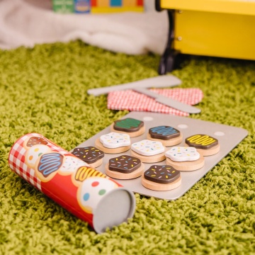Melissa & Doug – Setul de joacă din lemn cu Fursecuri, Multicolor, 3 ani+ - Img 4