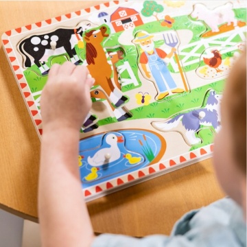 Puzzle din lemn cu sunete Melissa & Doug Spin Master - Animale de la Fermă si Fermier 2 Ani+ - Img 5