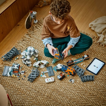 LEGO® City - Trenul expres al exploratorilor spre Polul Arctic 60470, 1517 piese - Img 6