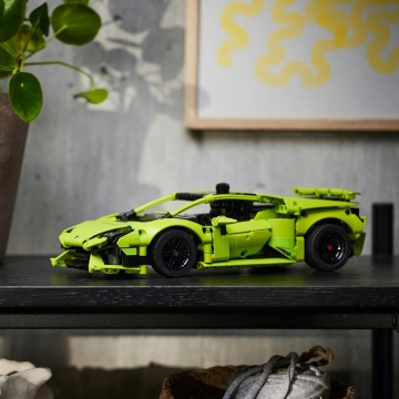 LEGO® Technic - Lamborghini Huracán Tecnica 42161, 806 piese, 9 ani+ - Img 14