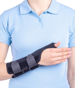 Orteză de police fixa Triamed Unofix Plus, SRT210, Negru - Img 1