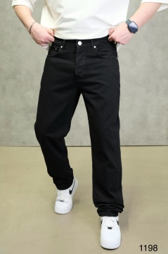 BLUGI RELAXED FIT BLACK – ESSENTIAL CLEAN DENIM - Img 2