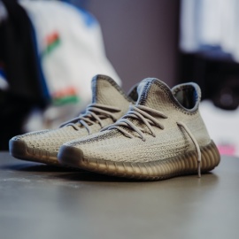 ADIDASI YEEZY SMOKED-GREY ABYZ10 - Img 1