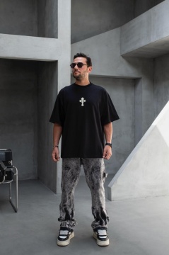 TRICOU OVERSIZE CU PRINT CRUCE SI DESIGN SPATE ISAIAH BLACK TSBI17(1889) - Img 2