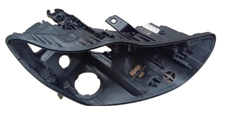 Carcasa far dreapta pentru Audi A6 C7 cu Facelift (2016 - 2018) far MATRIX LED (nu este compatibila cu farul LED fara MATRIX)