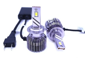 Set 2 leduri H7 H55 Canbus 360 grade putere 55W luminozitate 11.000 Lm 12V - Img 6