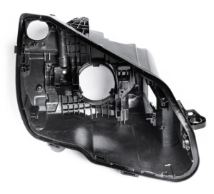 Carcasa far dreapta pentru Mercedes C-Class W205 cu Facelift (2018 - 2021) pentru farul Performance LED (farul fara ILS)