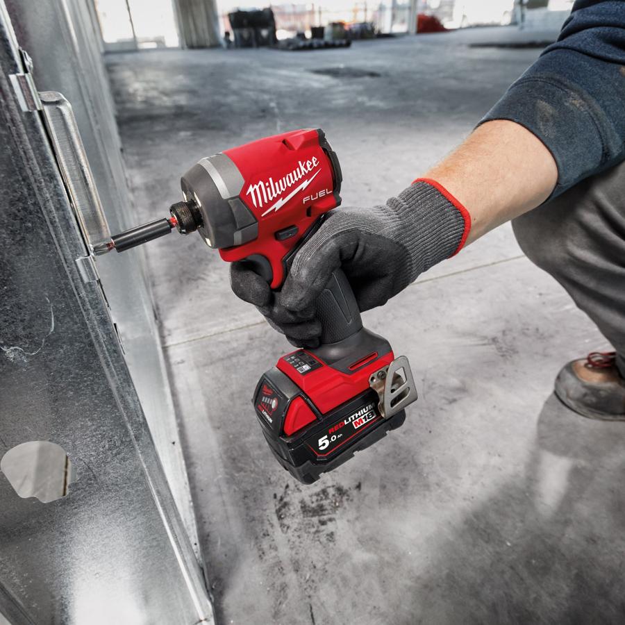Milwaukee M18 FID3 – O alegere de top pentru profesioniștii din construcții