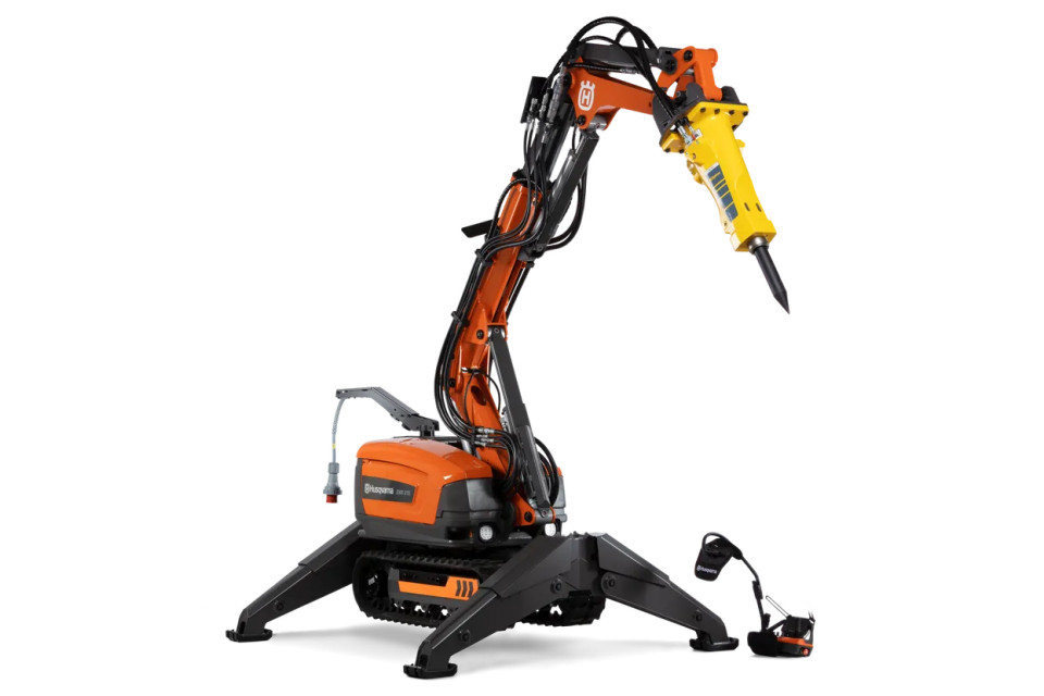 Robot demolator Husqvarna DXR 315 P2, 27kW, raza de actiune (sus) 5.5m, 2020kg
