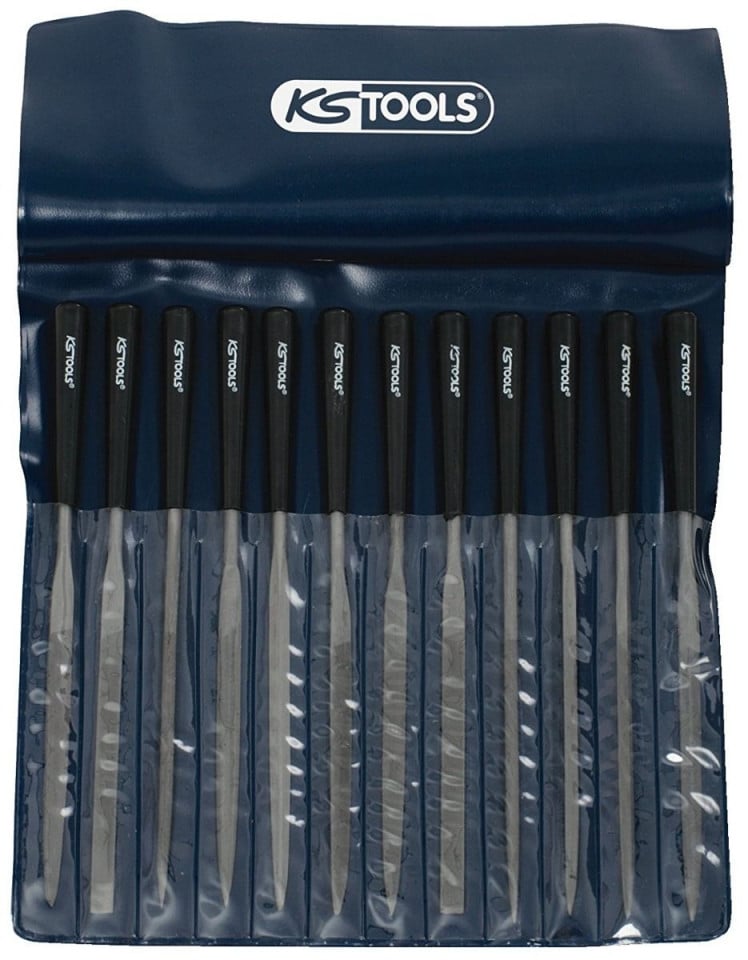 Set 12 pile KS Tools ac cu mâner din material plastic