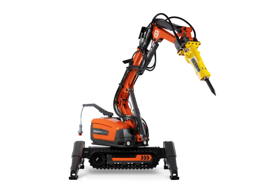 Robot demolator Husqvarna DXR 315 P1, 27kW, raza de actiune (sus) 5.5m, 2020kg
