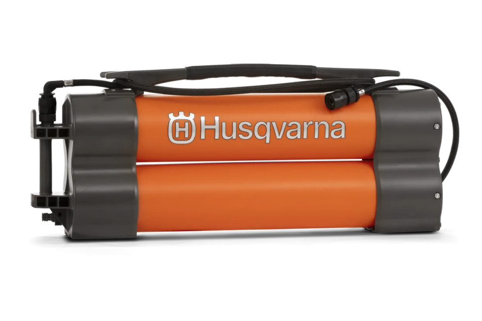 Rezervor de apa Husqvarna WT2GO, capacitate rezervor 14L, lungime furtul 3m, presiunea apei max 0.7bar