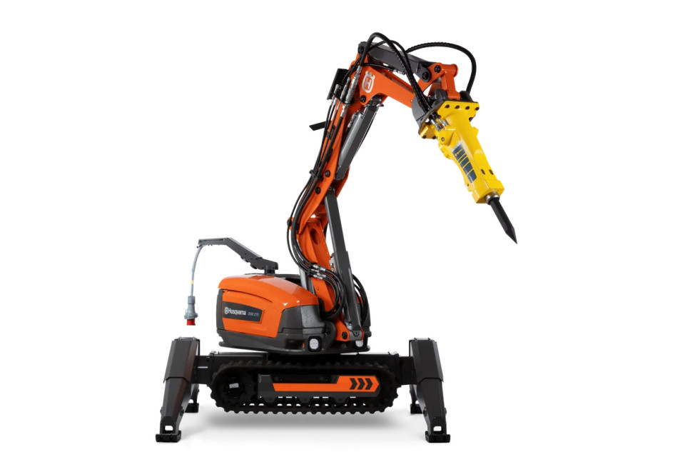 Robot demolator Husqvarna DXR 275, 24kW, raza de actiune (sus) 4.8m, 1750kg