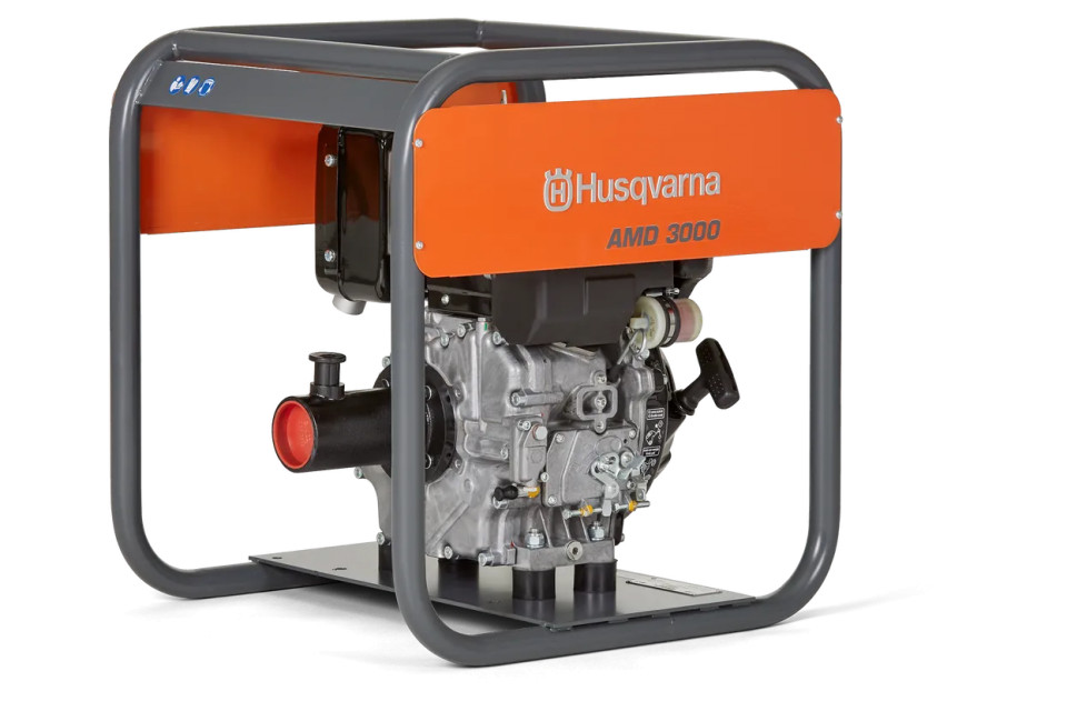 Vibrator intern cu motor termic Husqvarna AMD 3000 Lombardini988