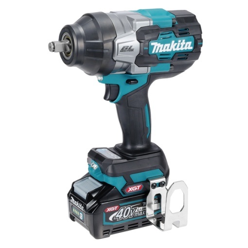 Cheie de strans cu impact Makita XGT, 1.700 Nm, livrata cu 2 acumulatori 40Vmax 4.0Ah