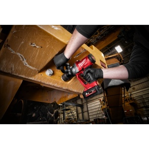 Cheie cu impact 1" Milwaukee M18 FUEL™ ONEFHIWF1-802X, cuplu 2400 Nm, livrata cu acumulatori, incarcator, valiza - Img 11