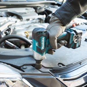Cheie de strans cu impact Makita CXT 12Vmax, 160 Nm, livrata fara acumulatori - Img 2