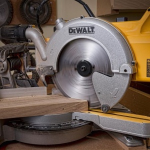 Disc Dewalt DT4305 pentru fierastrau circular, D 350x30x3.0 mm, 36 dinti, pentru taiere fina, seria Extreme - Img 3