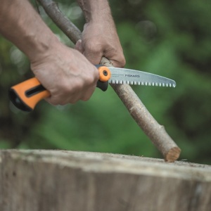 Fierastrau retractabil de gradina Fiskars Xtract™, tip SW75, lama 255 mm - Img 6