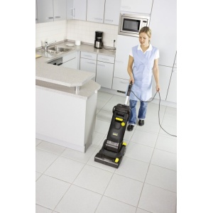 Masina de curatat pardoseli cu perie, Karcher BR 30/4 C Anniversary Edition, cadou rola microfibra - Img 4