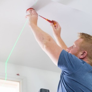 Nivela laser Stanley Fatmax FMHT77597-1, 2 puncte, linii in cruce, linie laser verde - Img 5