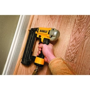 Pistol pneumatic de batut cuie 18 GA Dewalt DPN1850PP, fara ungere cu ulei, cu varf de precizie - Img 4