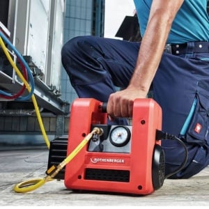 Pompa de vid Rothenberger Roairvac R32 1.5, 2 trepte, 42 l/min - Img 2