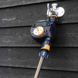 Programator electronic, cu montaj direct pe robinet/furtun, Fiskars Watering Timer, cu un singur circuit/iesire - Img 3