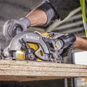 Fierastrau circular Dewalt DCS577N, compatibil cu acumulatori Li-Ion 54 V XR FLEXVOLT, diametru panza 190 mm - Img 4