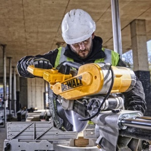 Fierastrau circular Dewalt DWS780, 1675 W, diametru disc 305 mm - Img 5
