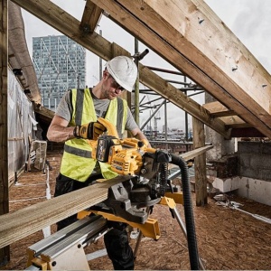 Fierastrau circular pentru taieri inclinate Dewalt DCS777T2 cu acumulatori Li-Ion XR FLEXVOLT 54 V 6.0 Ah, diametru panza 216 mm - Img 4