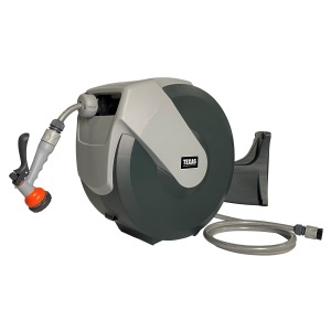 Furtun cu tambur Texas 25m, retractabil, mobil, 1/2", dispozitiv stropit inclus, max 8bar, accesorii fixare
