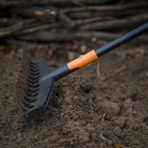 Grebla universala, Fiskars tip Solid™ 1640 mm - Img 4
