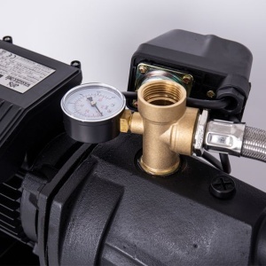 Hidrofor cu pompa autoamorsanta Wasserkonig FL446625, fonta, putere 900 W, debit 3960 l/h, inaltime refulare 44 m, vas de expansiune 24 l - Img 6