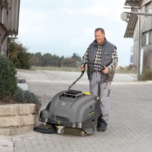 Masina de maturat-aspirat cu motor termic KM 75/40 W G Facelift, autotractare - Img 8