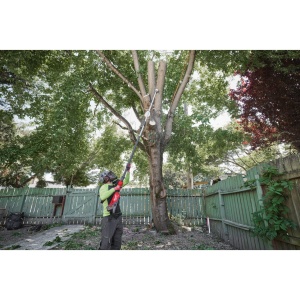 MILWAUKEE M18FTPS30-121 FIERĂSTRĂU TELESCOPIC, LAMA 30CM, 1 ACUMULATOR 12AH, INCARCATOR - Img 8