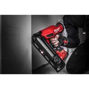 Pistol înclinat pentru cuie 16 GA M18 FUEL™ M18 FN16GA-202X, echipat, 2 baterii, incarcator, valiza - Img 12