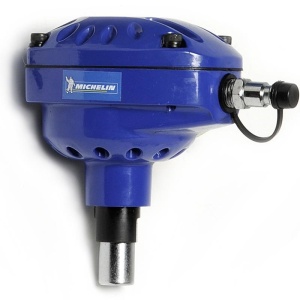Pistol pneumatic (ciocan) pentru batut cuie - Img 1