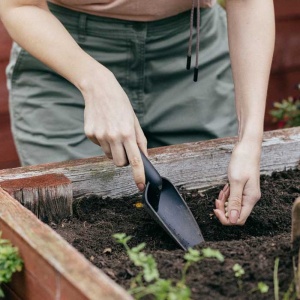 Plantator ingust Fiskars Solid™ Fibercomp 291x58mm, 70g - Img 4