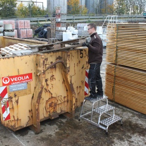 Platforma cu podest, 3 trepte, inaltime de lucru 2.60m - Img 3