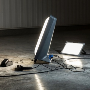 Proiector 33000 lumeni GIANT LED EVO, 227 W, IP 54, IK 10, rezistent la impact - Img 2